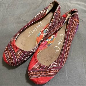 TOMS Lina One For One Striped Ballet Flats size 10